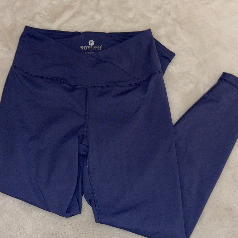 athletic leggings